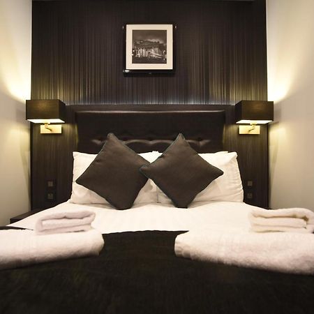 The Pack And Carriage London Hotel ภายนอก รูปภาพ