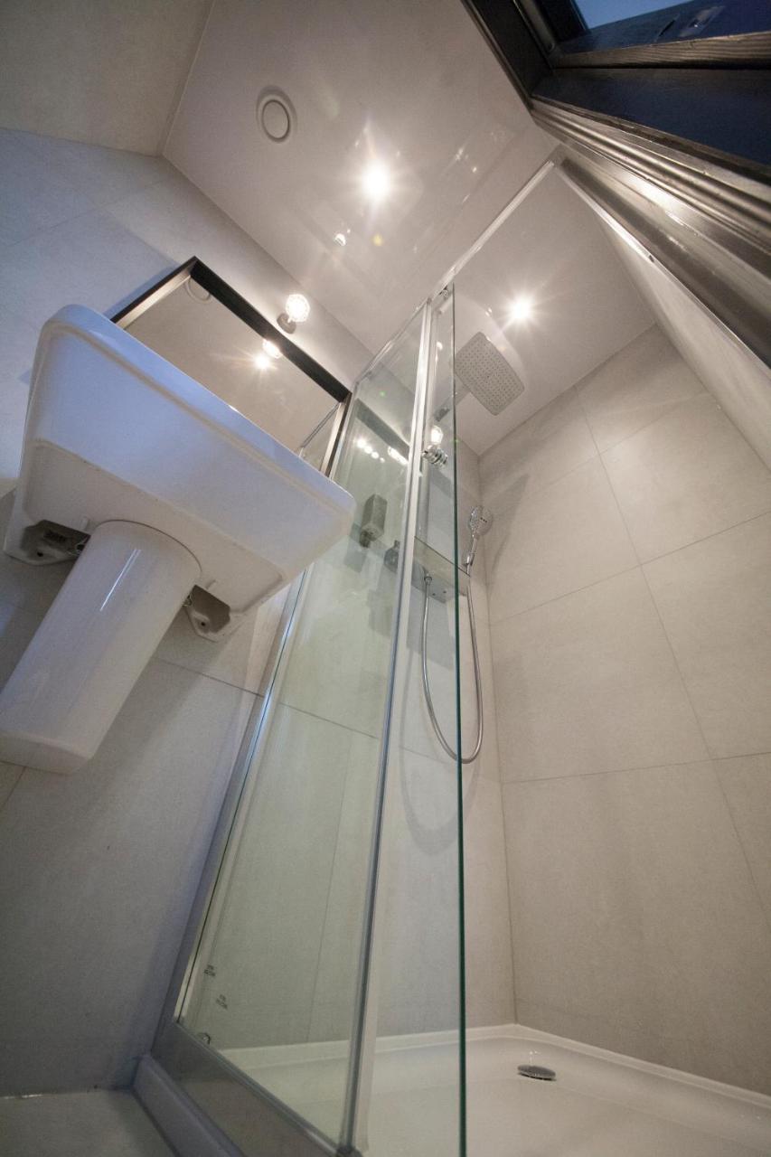 The Pack And Carriage London Hotel ภายนอก รูปภาพ