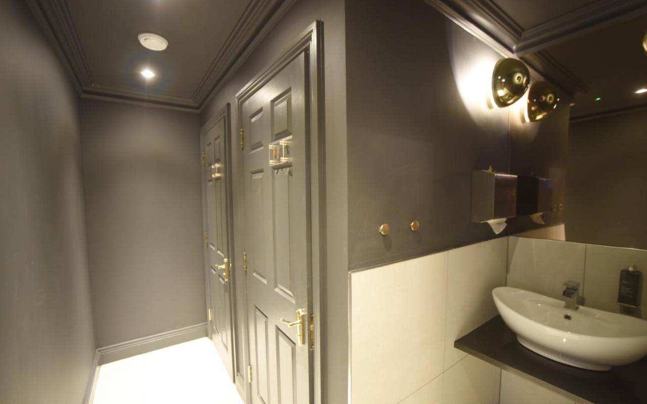 The Pack And Carriage London Hotel ภายนอก รูปภาพ