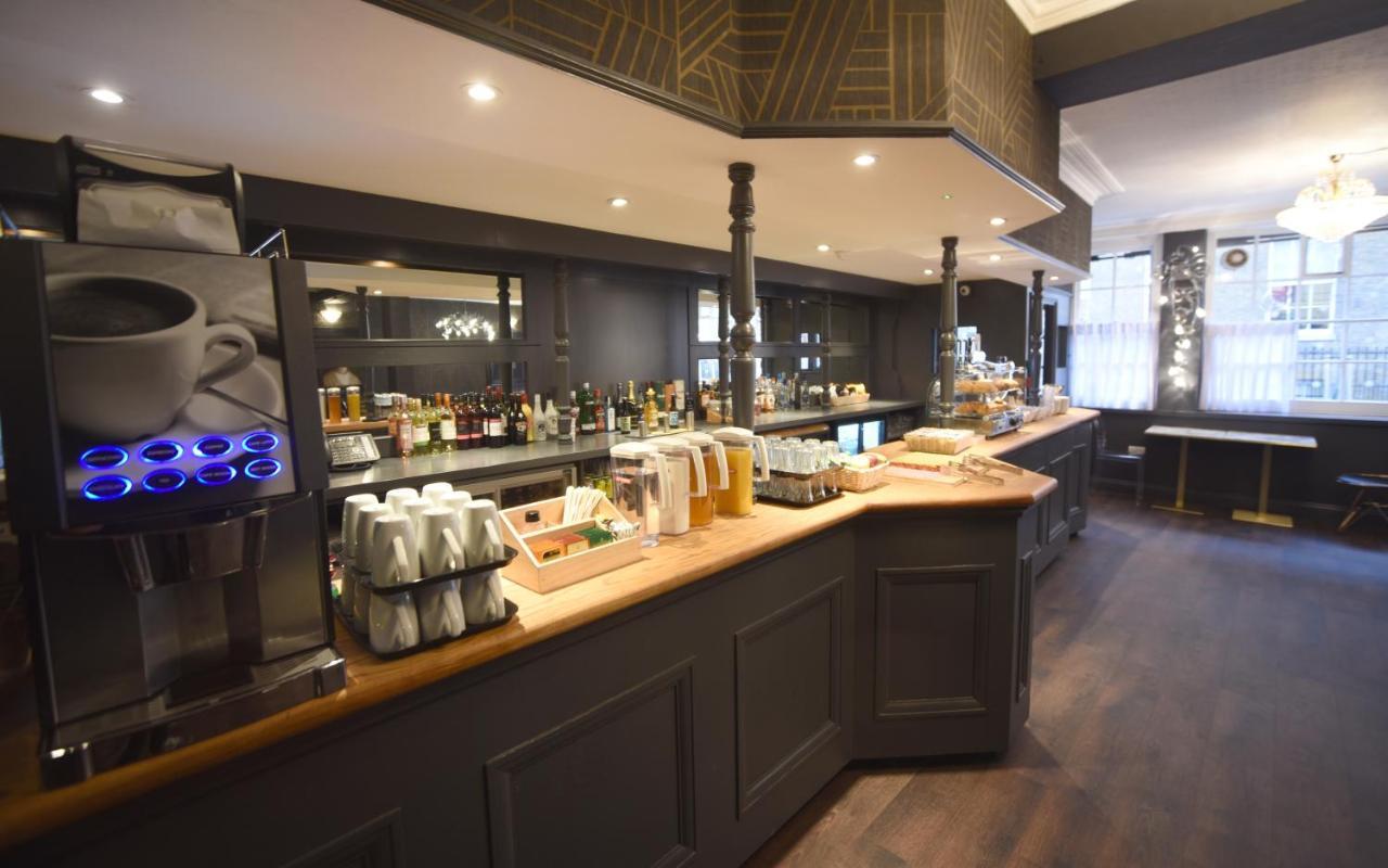 The Pack And Carriage London Hotel ภายนอก รูปภาพ